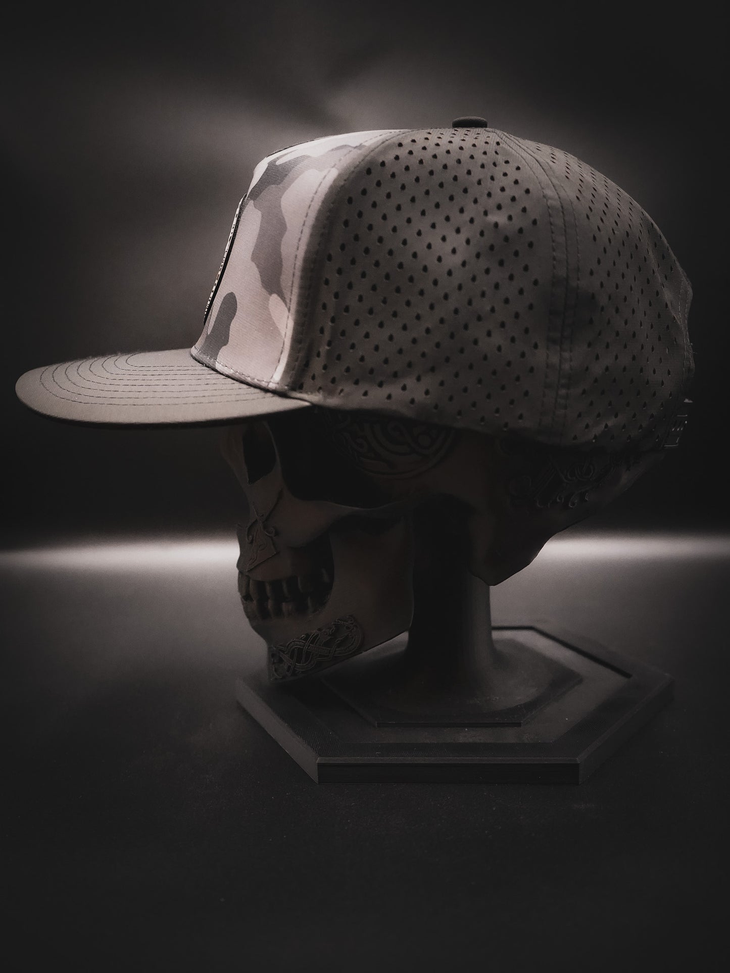 Winds of Plague – 20 Years of Decimation Performance Snapback Hat