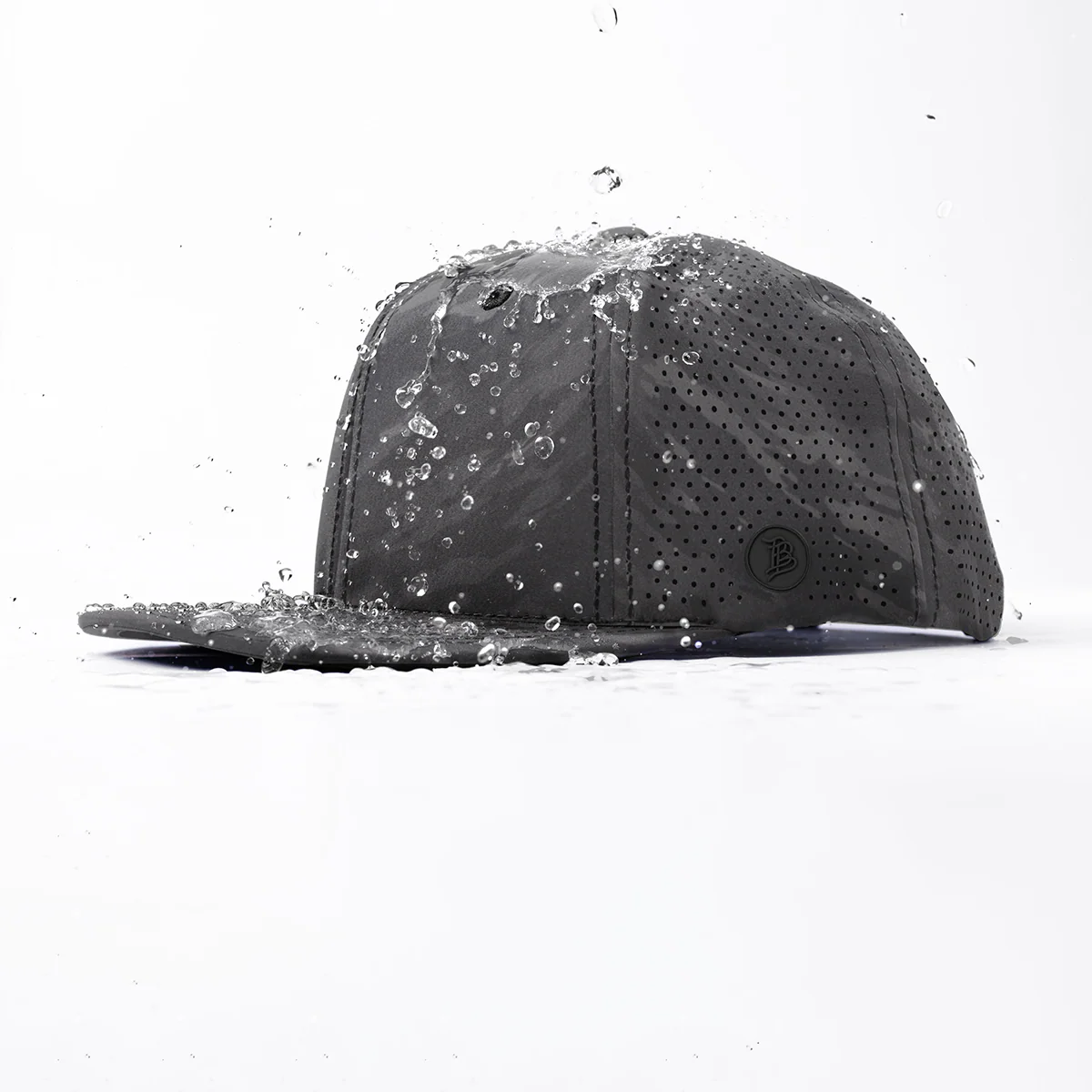 CHARCOAL CAMO FLAT BILL PERFORMANCE HAT
